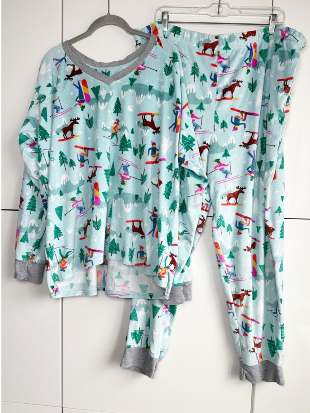 Cuddl Duds 2 Piece Pajama Set Velour Winter Sports XXL Snowboard Ski Moose Green